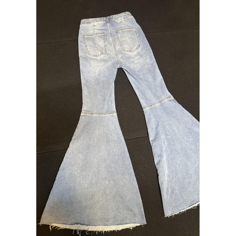We The Free Free People Jeans 26 Extreme Flare Bell Bottom High Rise Raw Hem - Picture 8 of 14